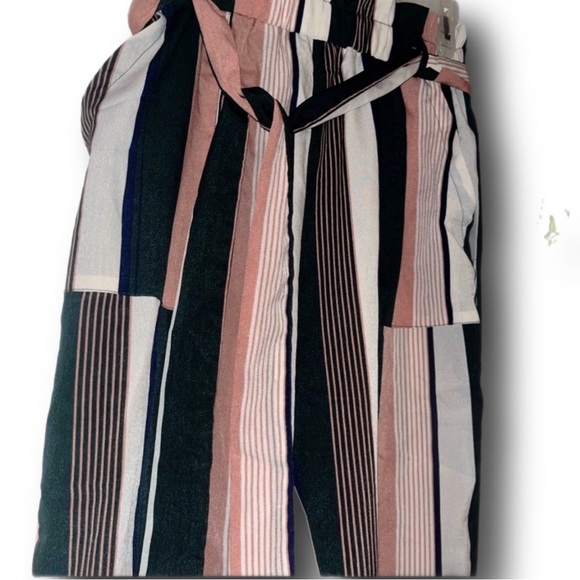 3 for $10 | Striped pants | size 4/6 | High-waisted - Picture 3 of 6
